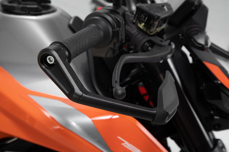 KTM 790 Duke [2022-2024] - lever protector with wind deflector - picture 5