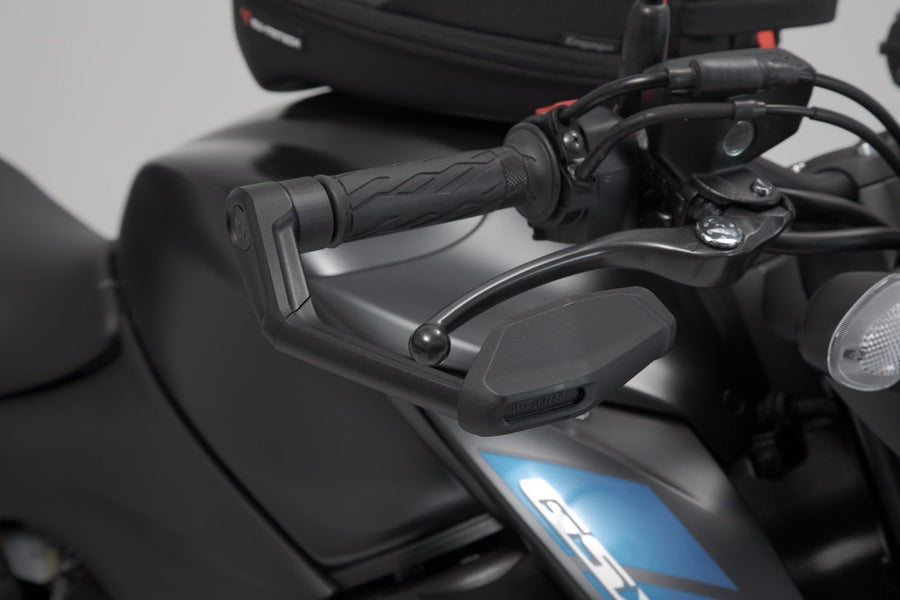 Suzuki GSX-S 1000 [2021-2024] - lever protector with wind deflector - picture 4