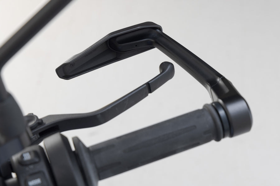 BMW R 1250 RT [2019-2024] - Lever guards with wind protection – picture 5
