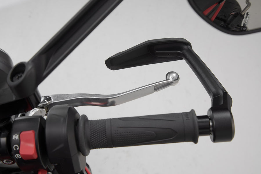 Triumph Street Triple 765 R LRH Low [2020-2022] - lever guards with wind protection - picture 5