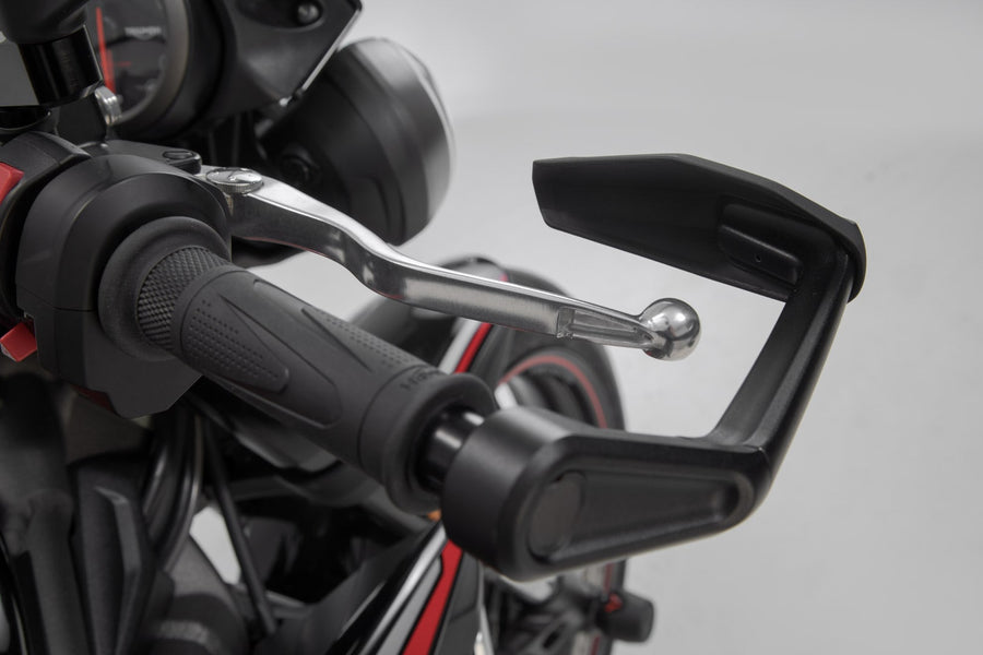 Triumph Street Triple 765 R LRH Low [2020-2022] - lever guards with wind protection - picture 6