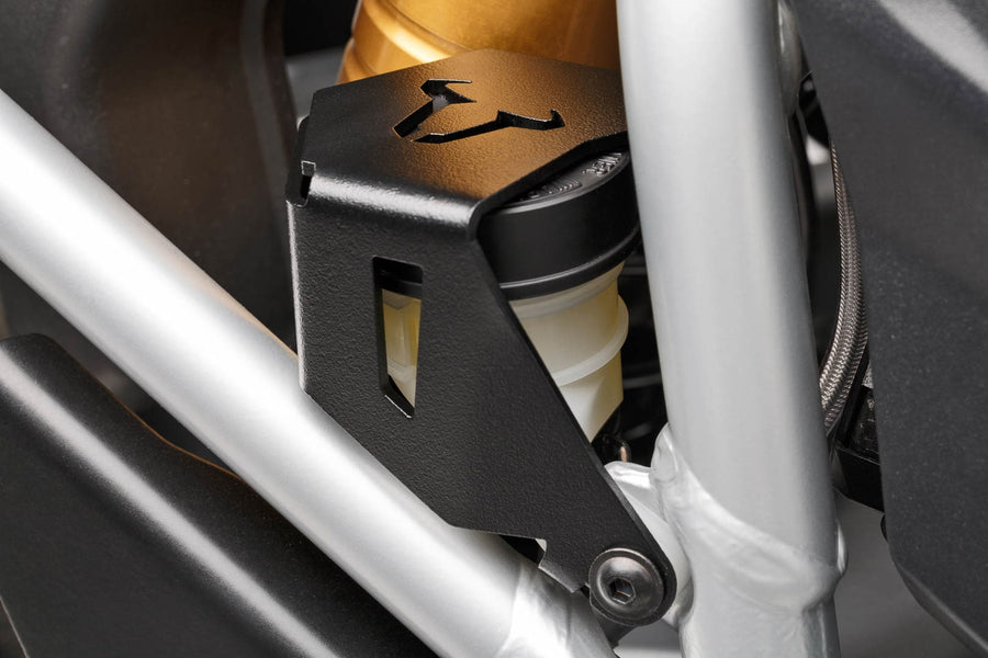 BMW R 1200 GS [2019] - Brake fluid reservoir protection – picture 1