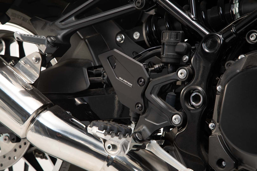 Kawasaki Z 900 RS [2020-2024] - Heel protection – picture 1