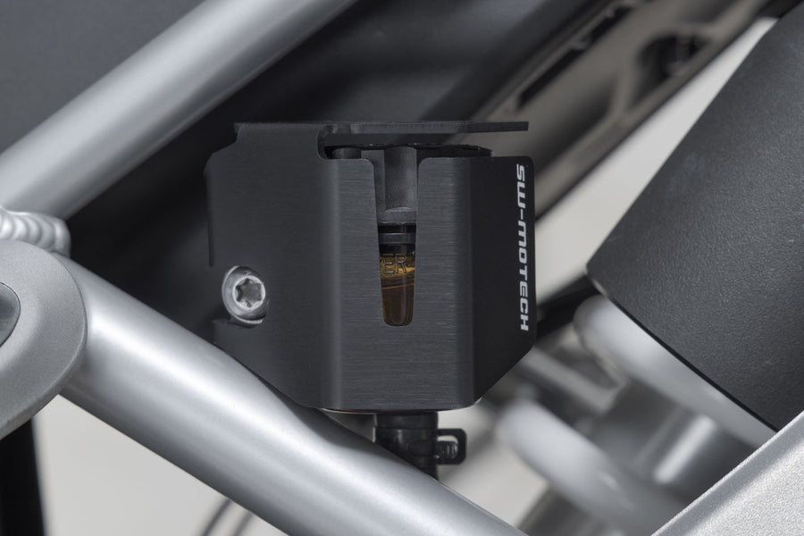 Triumph Tiger 1200 [2022-2024] - Brake fluid reservoir protection - picture 4